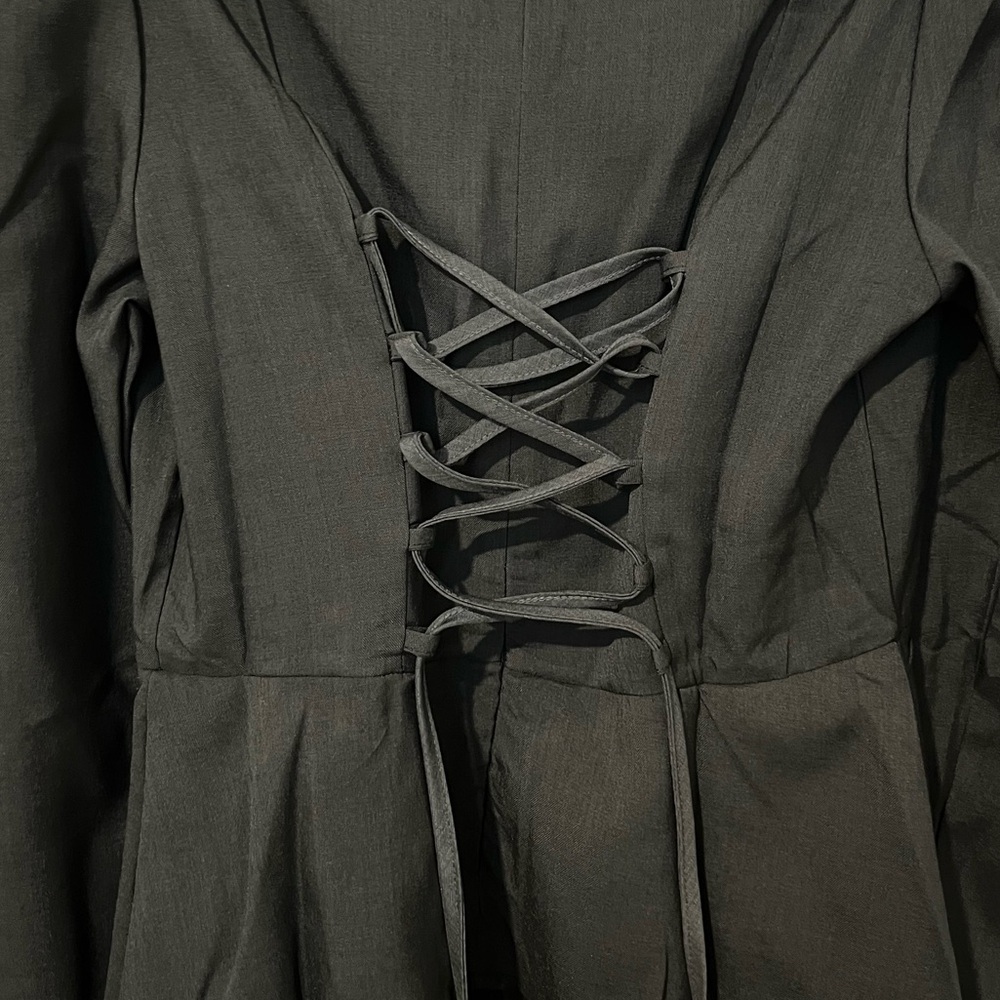 Long sleeves laced back maxi dress from Aliexpress size xl apparently grey!